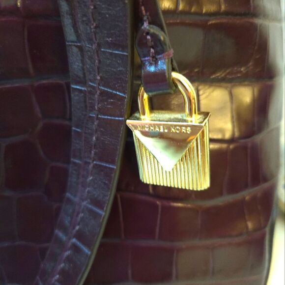 Michael Kors Mercer Crocodile-Embossed Leather Dome Satchel w/Gold Accents - Picture 4 of 14